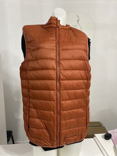 Chaleco plumas talle L