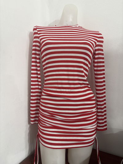 Vestido rojo y blanco