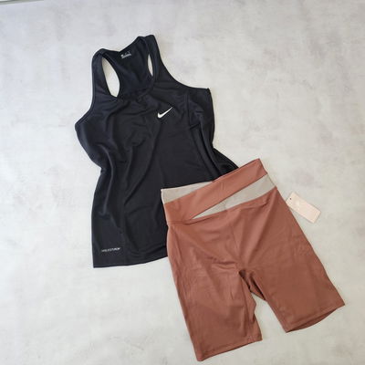 MUSCULOSA NIKE DRYFIT NEGRA