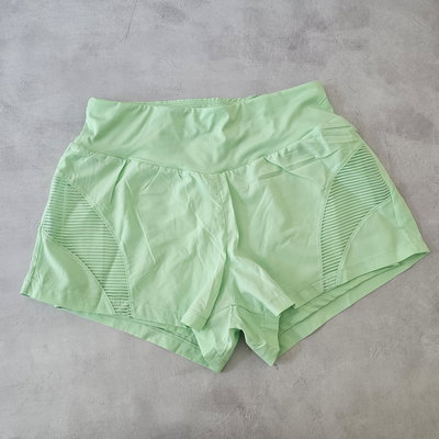 SHORT IRUN - VERDE