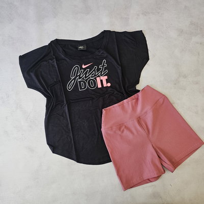 REMERA NIKE MODAL - NEGRA 