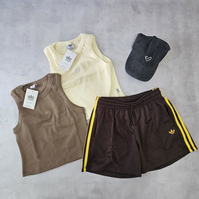SHORT ADIDAS SOFT - CHOCOLATE c/amarillo