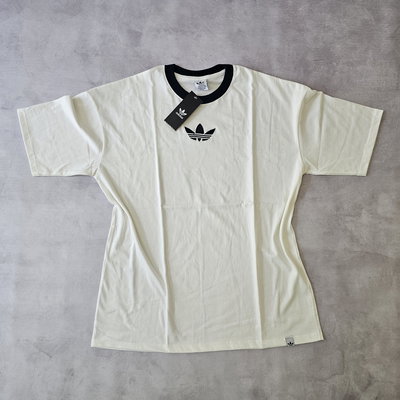 REMERÓN ADIDAS OVER -  manteca c/ negro