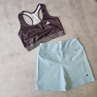 TOP ADIDAS - gris oscuro