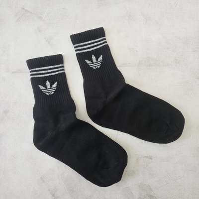 MEDIAS negras adidas  lineas