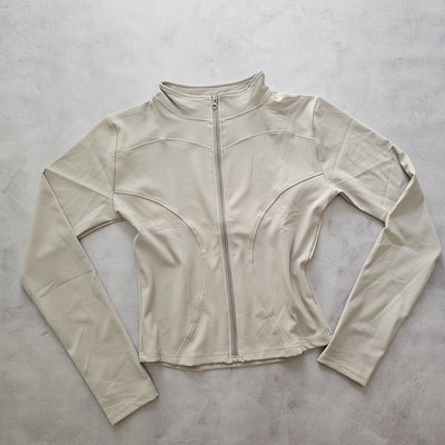 CAMPERA IMPORTADA MORLEY - MANTECA