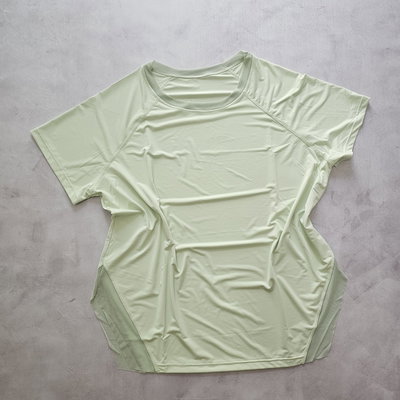 REMERA  MALLA FRÍA  - IMPORTADA - VERDE 