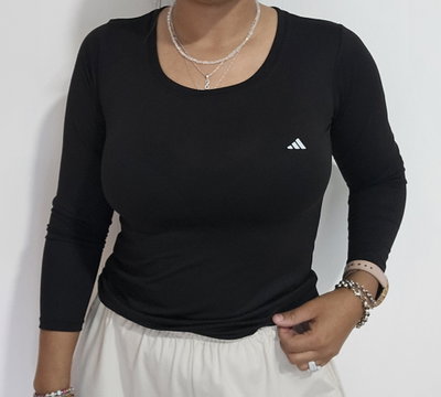 REMERA MODAL SOFT ADIDAS  - negra 