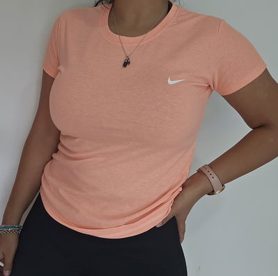 REMERA NIKE ALGODÓN  - NARANJA