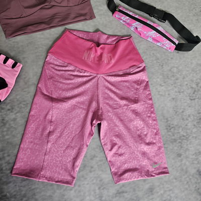 BIKER GOFRADA - NIKE PRO FUCSIA
