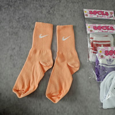 MEDIAS 3/4 durazno nike