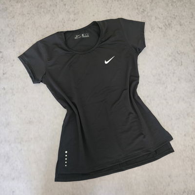 REMERA DRYFIT NIKE - NEGRA