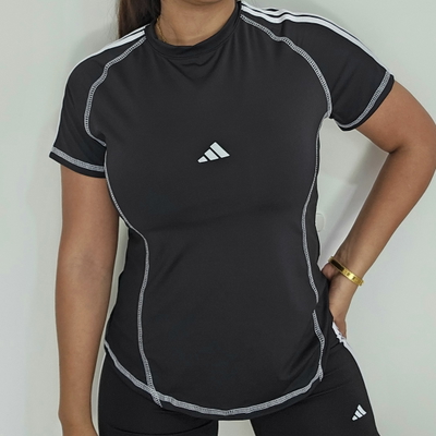 REMERA ADIDAS RETRO