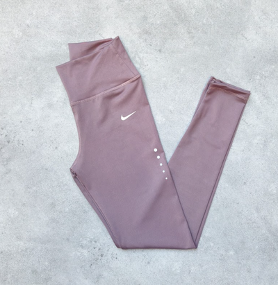 CALZA NIKE-  LAVANDA