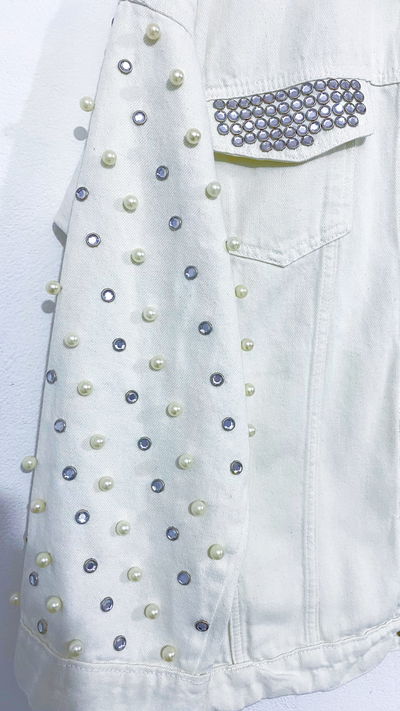 Campera con perlas y strass ALBA