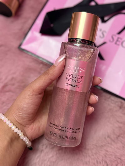 Body splash victoria secret Velvet petals shimmer 