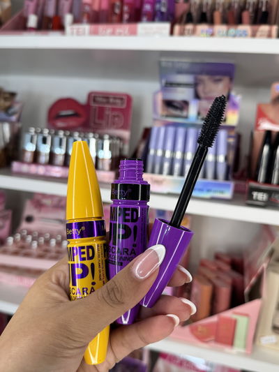 Máscara PUMPED UP WATERPROOF miss Betty 