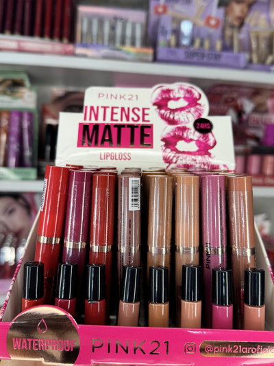 3 unidades Lipgloss líquido Matte intenso Pink 21