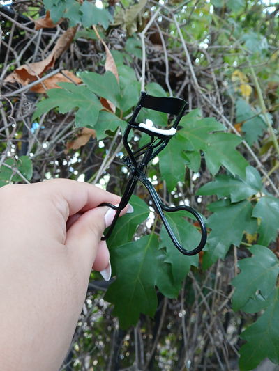Arqueador de pestañas negro 