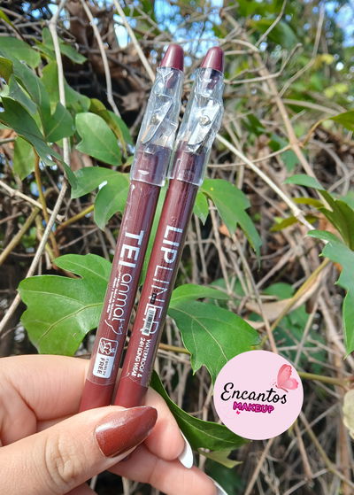 Delineador de labios + sacapunta TEI