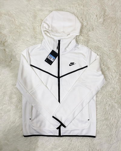 CAMPERA NIKE TECH