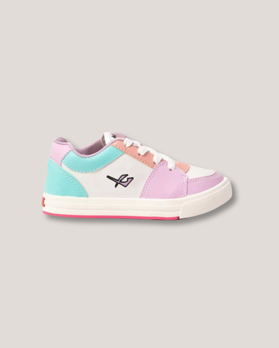 Zapatilla urbana combinada
