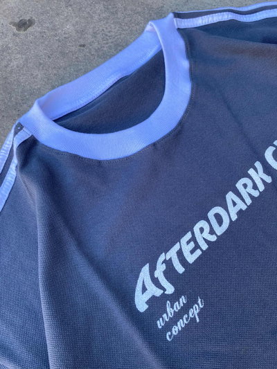 Remera Boxy Fit "Dark Club"