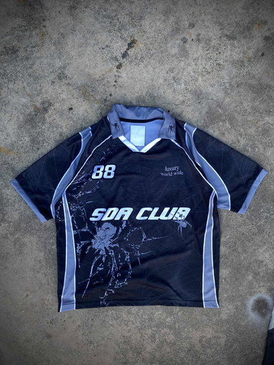 Boxy Fit "Spider" Club