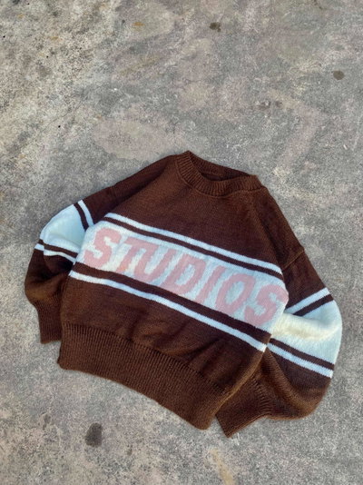 Sweater "Studio" Brown