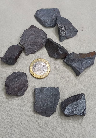 HEMATITE EN BRUTO X 100 GRAMOS