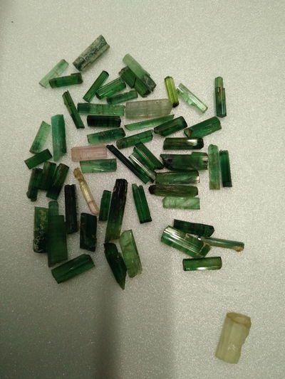 CRISTALES TURMALINAS