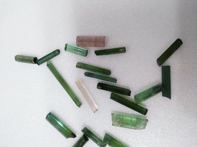 CRISTALES TURMALINA VERDE PREMIUM