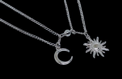 Collar para compartir Fantasy Sol y Luna
