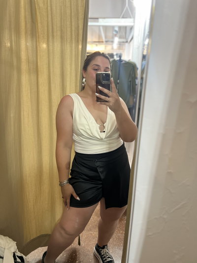 SKORT BOTON