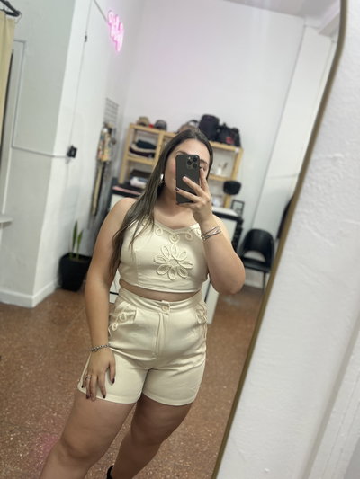 Conjunto bordado 
