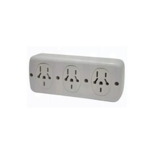 Triple tomacorriente 10amp Ciocca superficial 
