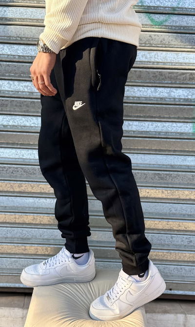 Jogging c/ puño NK