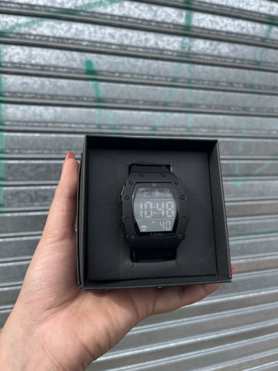Reloj Tomi