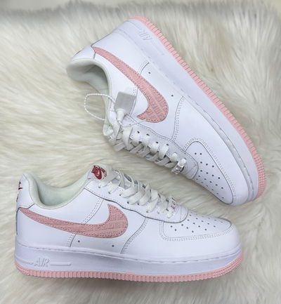 FORCE 1 LOVE