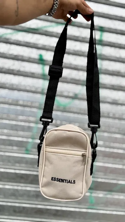 Morral Essentials