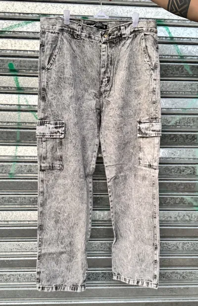 Jean Cargo Mom Gris Claro