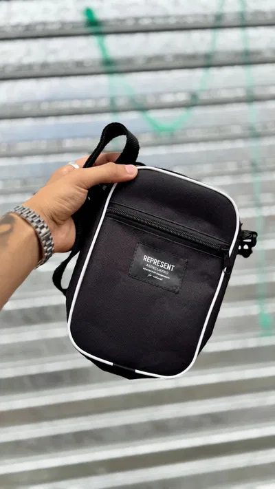 Morral Represent