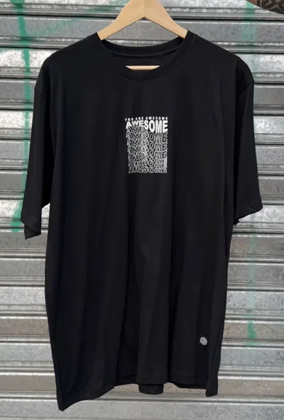 Remera Awesome