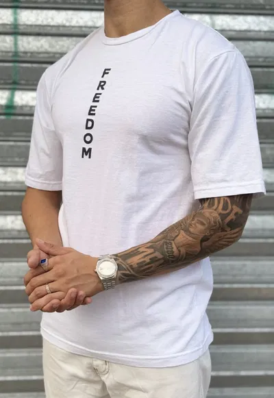 Remera Freedom