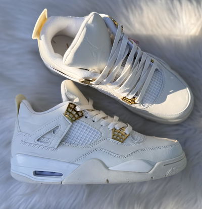 JORDAN RETRO 4