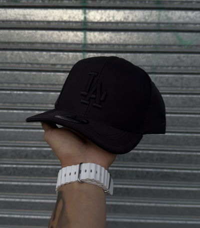 Gorra LA Regulable Curva | NEGRO