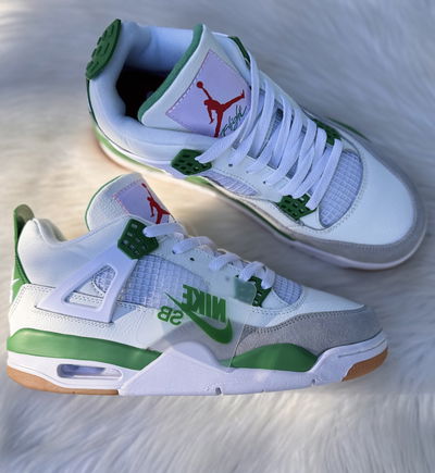 JORDAN RETRO 4 | BLANCO c/ VERDE y GRIS