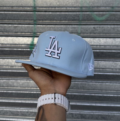 Gorra LA Cerrada Plana | CELESTE c/ BLANCO