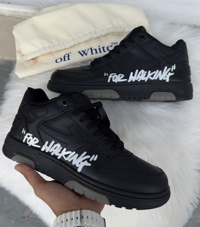 Off-White | NEGRO