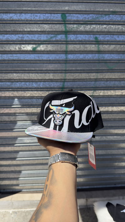 Gorra Bulls Regulable Plana | NEGRO c/ PLATEADO